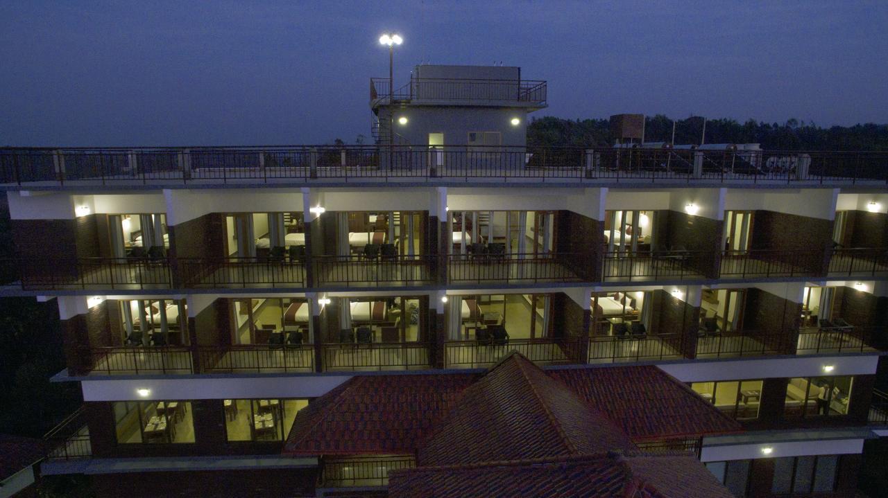 Arayal Resort-A Unit Of Sharoy Resort Tariyod Dış mekan fotoğraf